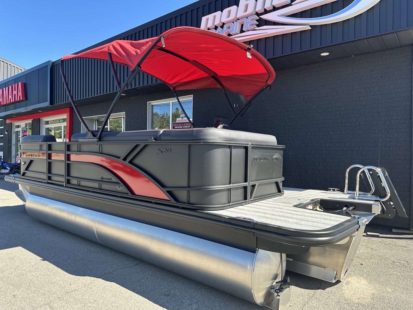 2026 Bennington 20SL TRI TOON 115HP YAMAHA VMAX SHO