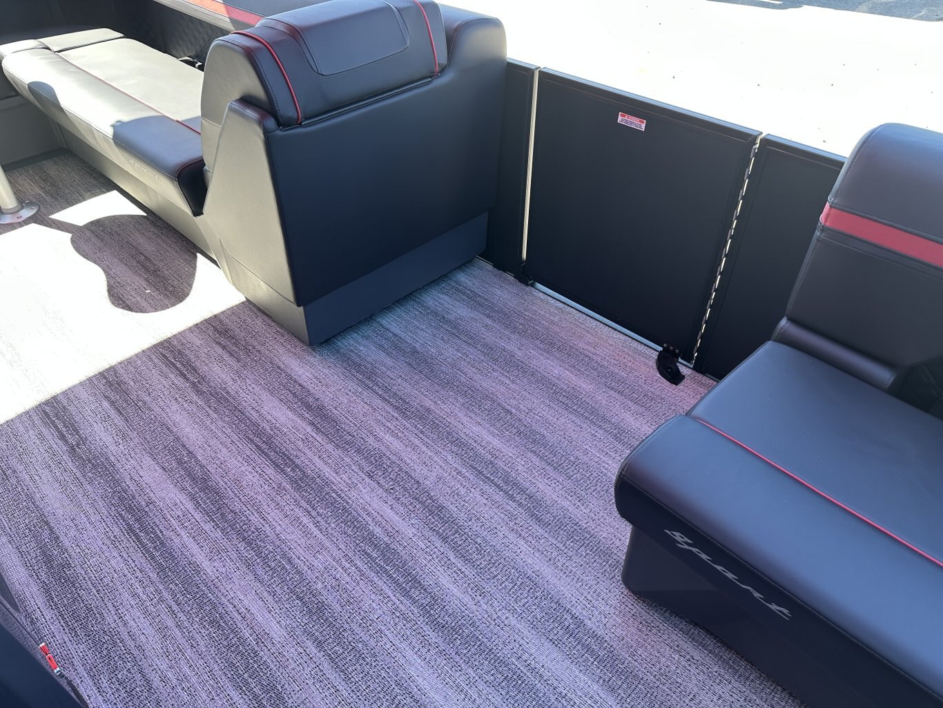 2026 Bennington 20SL TRI TOON 115HP YAMAHA VMAX SHO