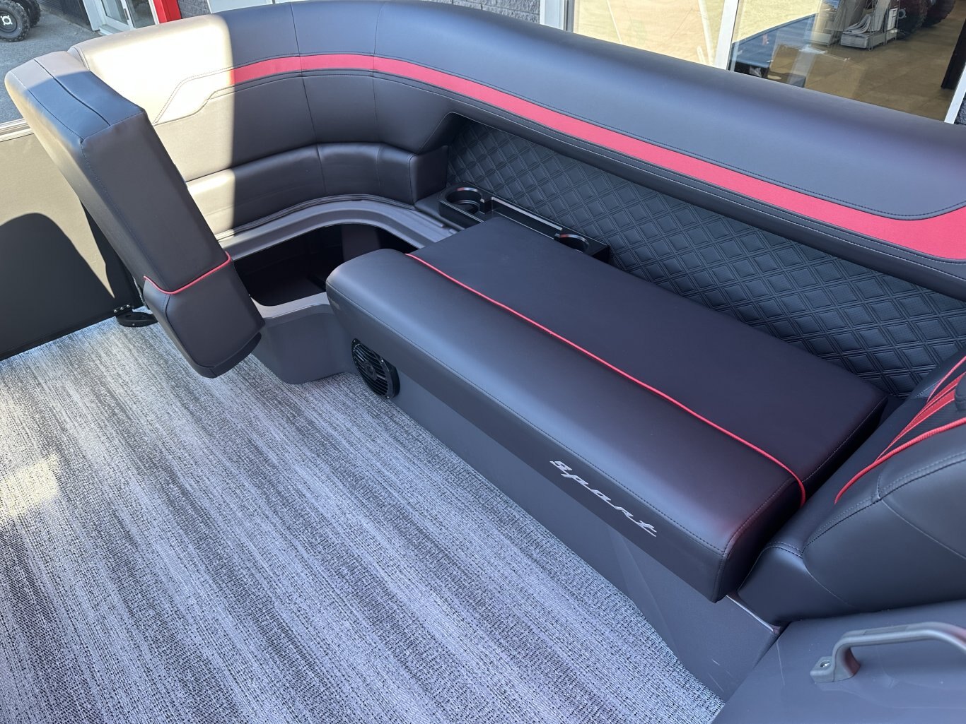 2026 Bennington 20SL TRI TOON 115HP YAMAHA VMAX SHO