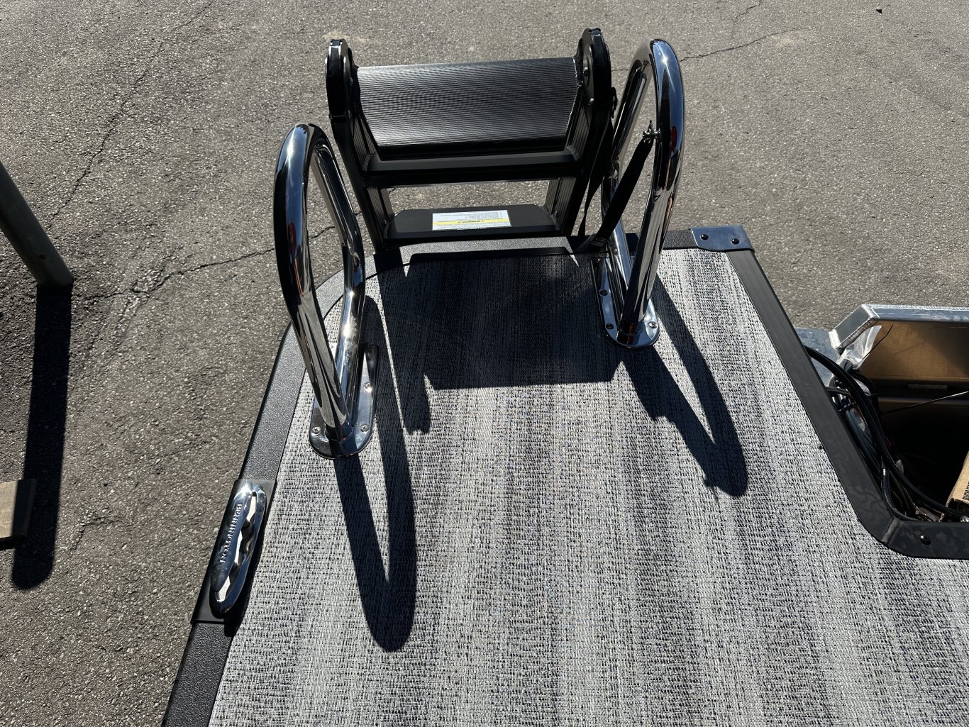 2026 Bennington 20SL TRI TOON 115HP YAMAHA VMAX SHO