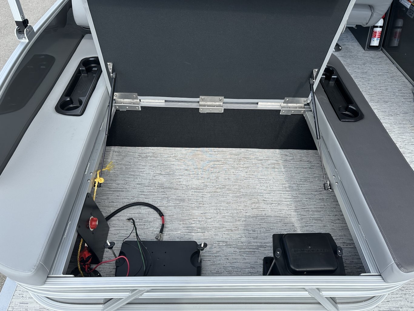 2026 Bennington 21SSBSE 115HP YAMAHA VMAX SHO