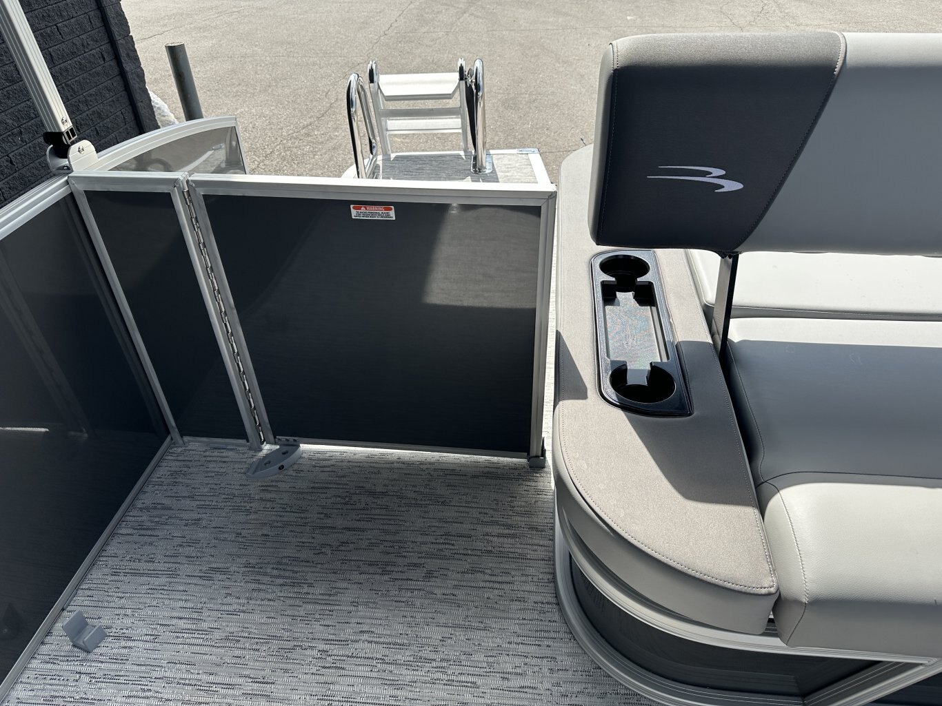 2026 Bennington 21SSBSE 115HP YAMAHA VMAX SHO