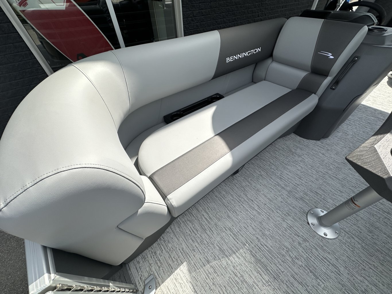 2026 Bennington 21SSBSE 115HP YAMAHA VMAX SHO