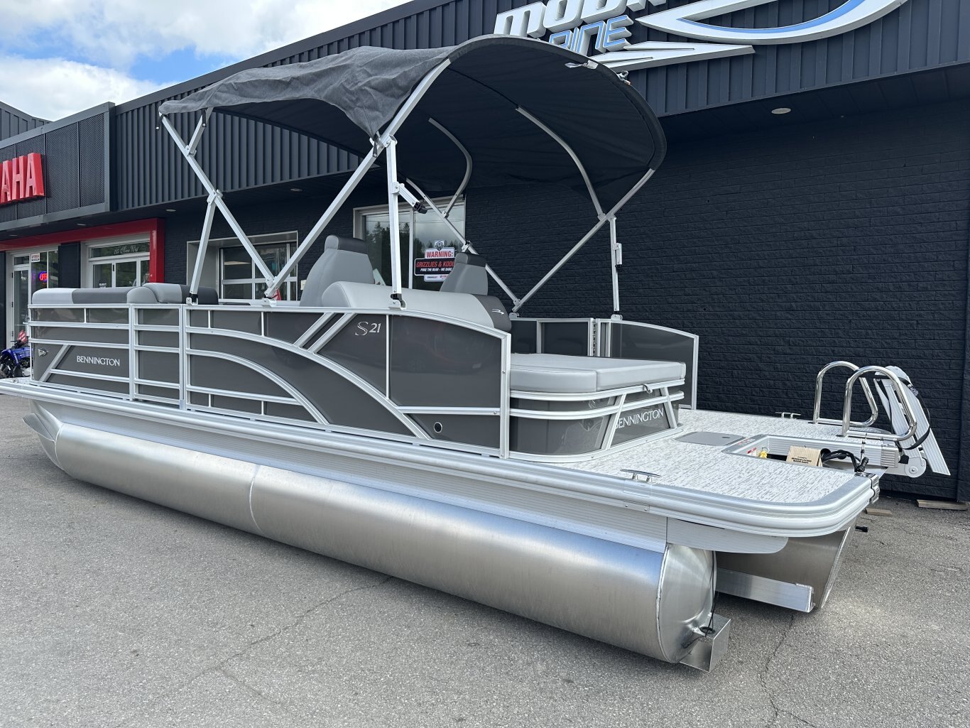 2026 Bennington 21SSBSE 115HP YAMAHA VMAX SHO