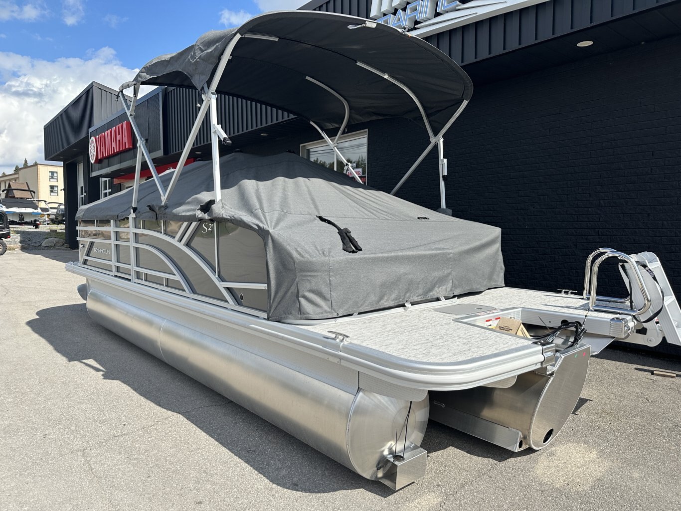 2026 Bennington 21SSBSE 115HP YAMAHA VMAX SHO