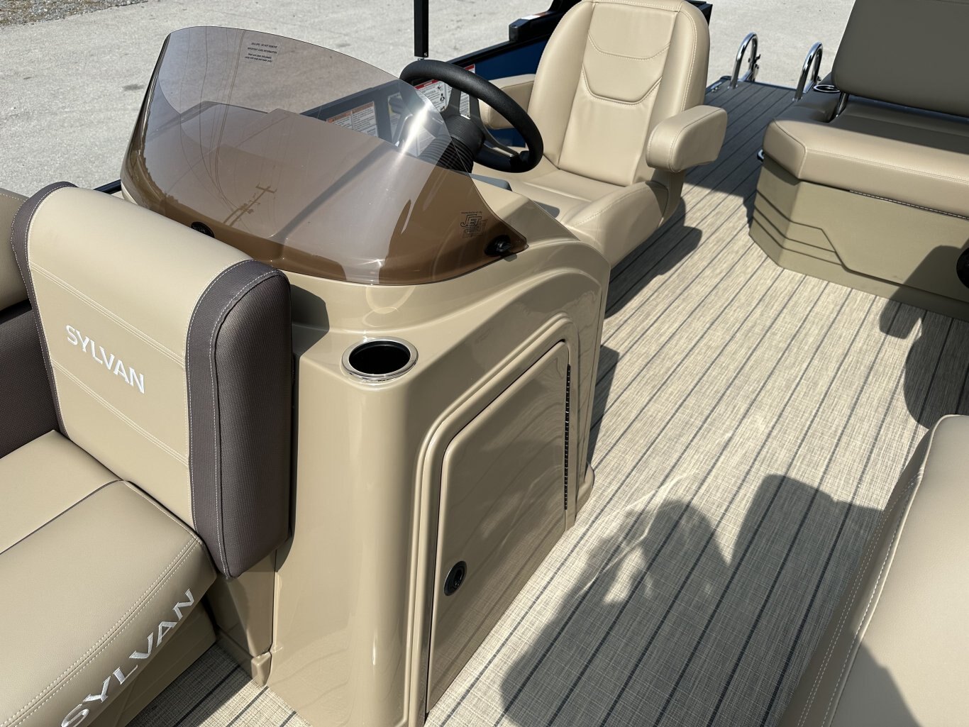 2026 SYLVAN MIRAGE 820 CLZ DH 90HP YAMAHA VMAX SHO