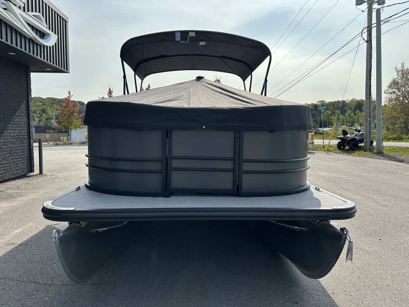 2026 SYLVAN MIRAGE 820 LZ 90HP YAMAHA VMAX SHO