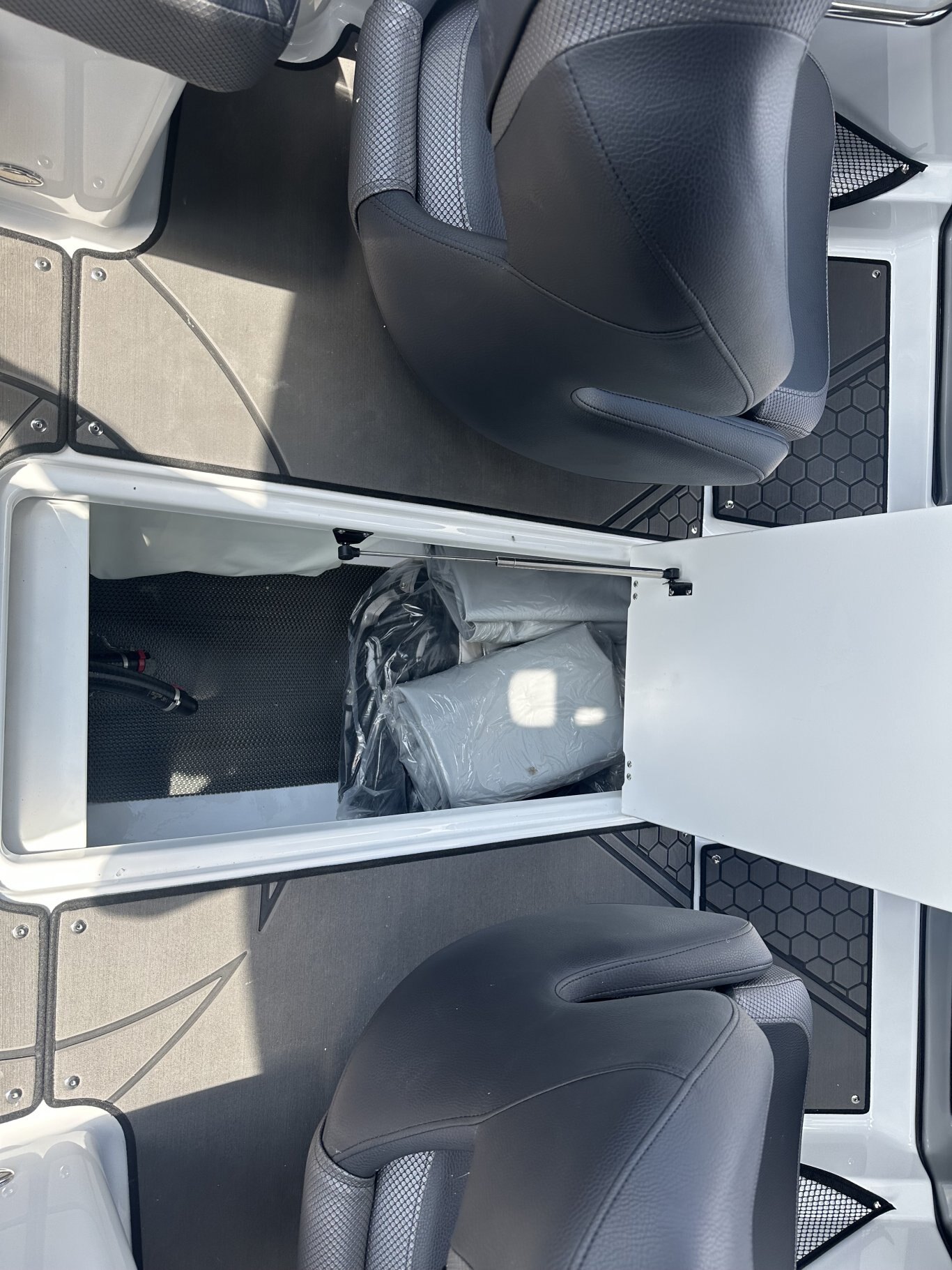 2026 SCARAB 215 LX WAKE