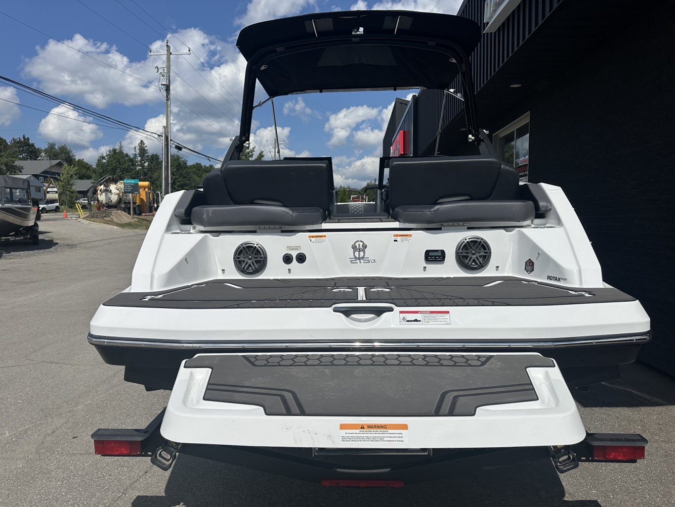 2026 SCARAB 215 LX WAKE