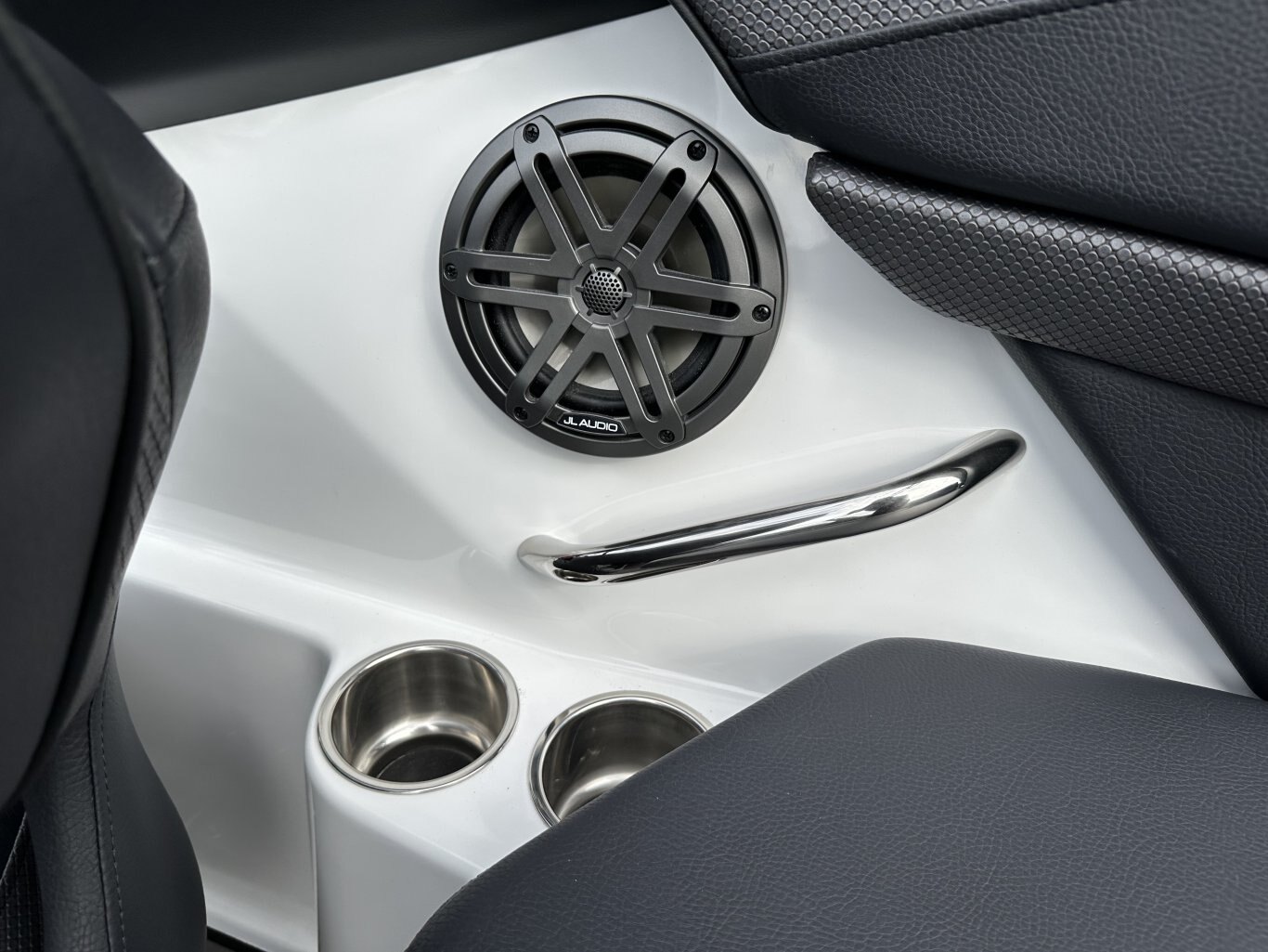 2026 SCARAB 215 LX WAKE