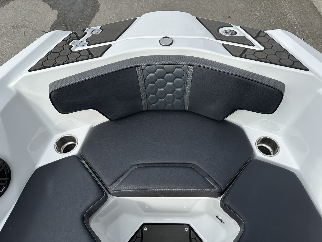 2026 SCARAB 215 LX WAKE