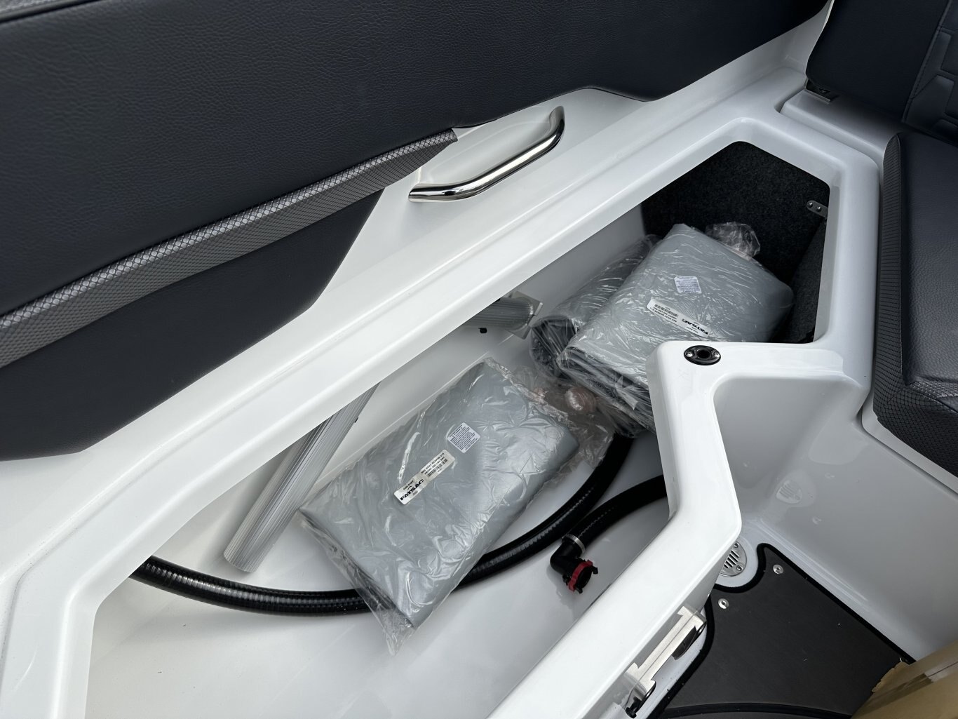 2026 SCARAB 215 LX WAKE