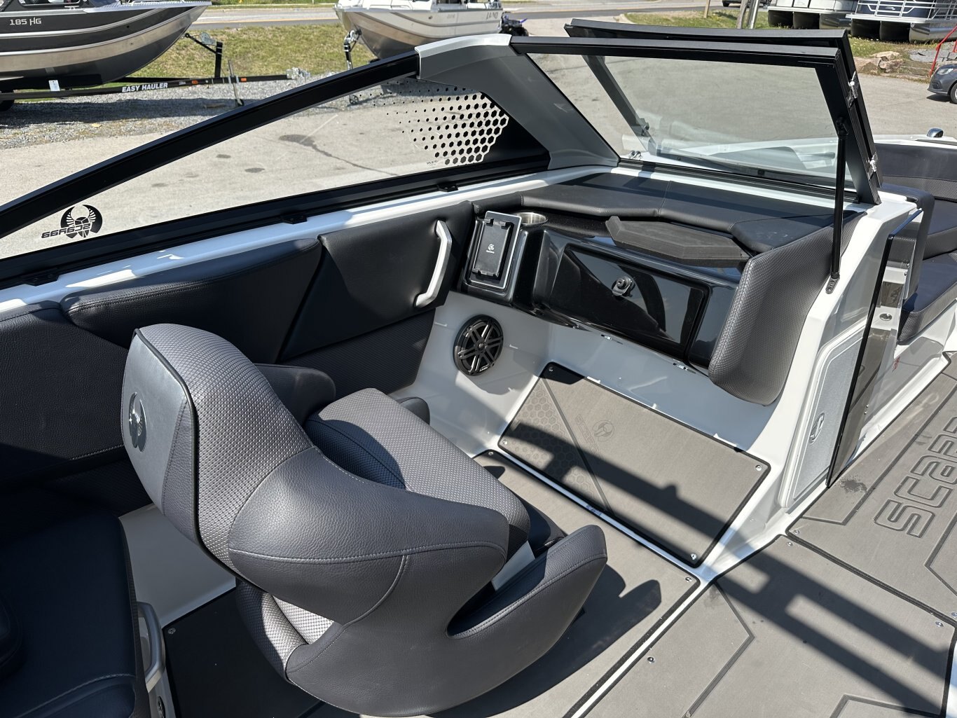 2026 SCARAB 235 LX WAKE