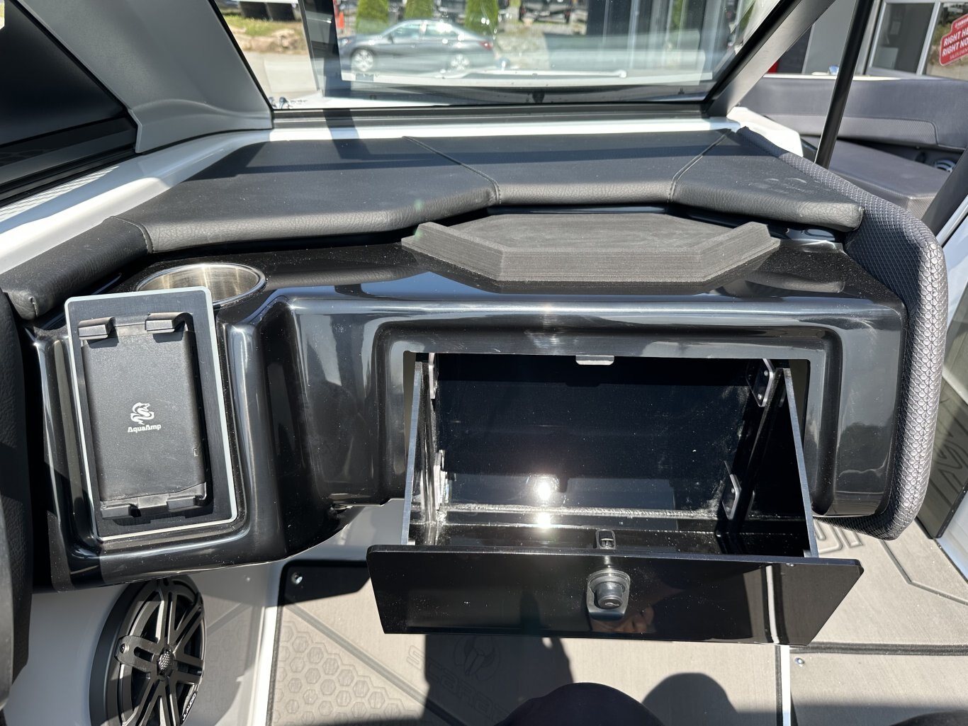 2026 SCARAB 235 LX WAKE