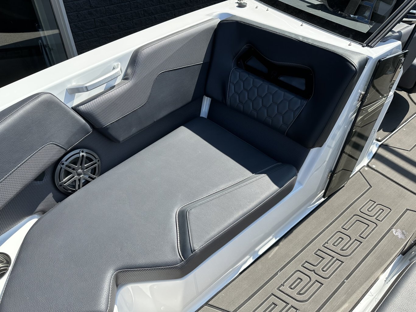 2026 SCARAB 235 LX WAKE