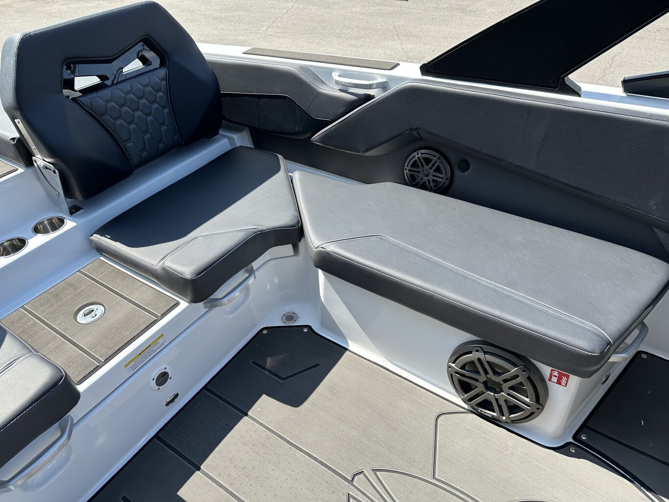 2026 SCARAB 235 LX WAKE