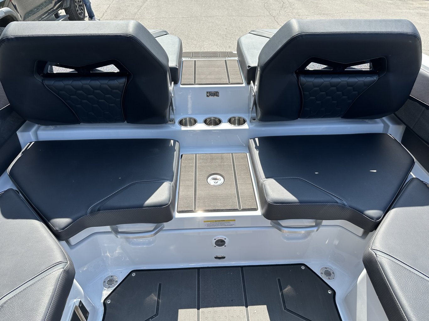 2026 SCARAB 235 LX WAKE
