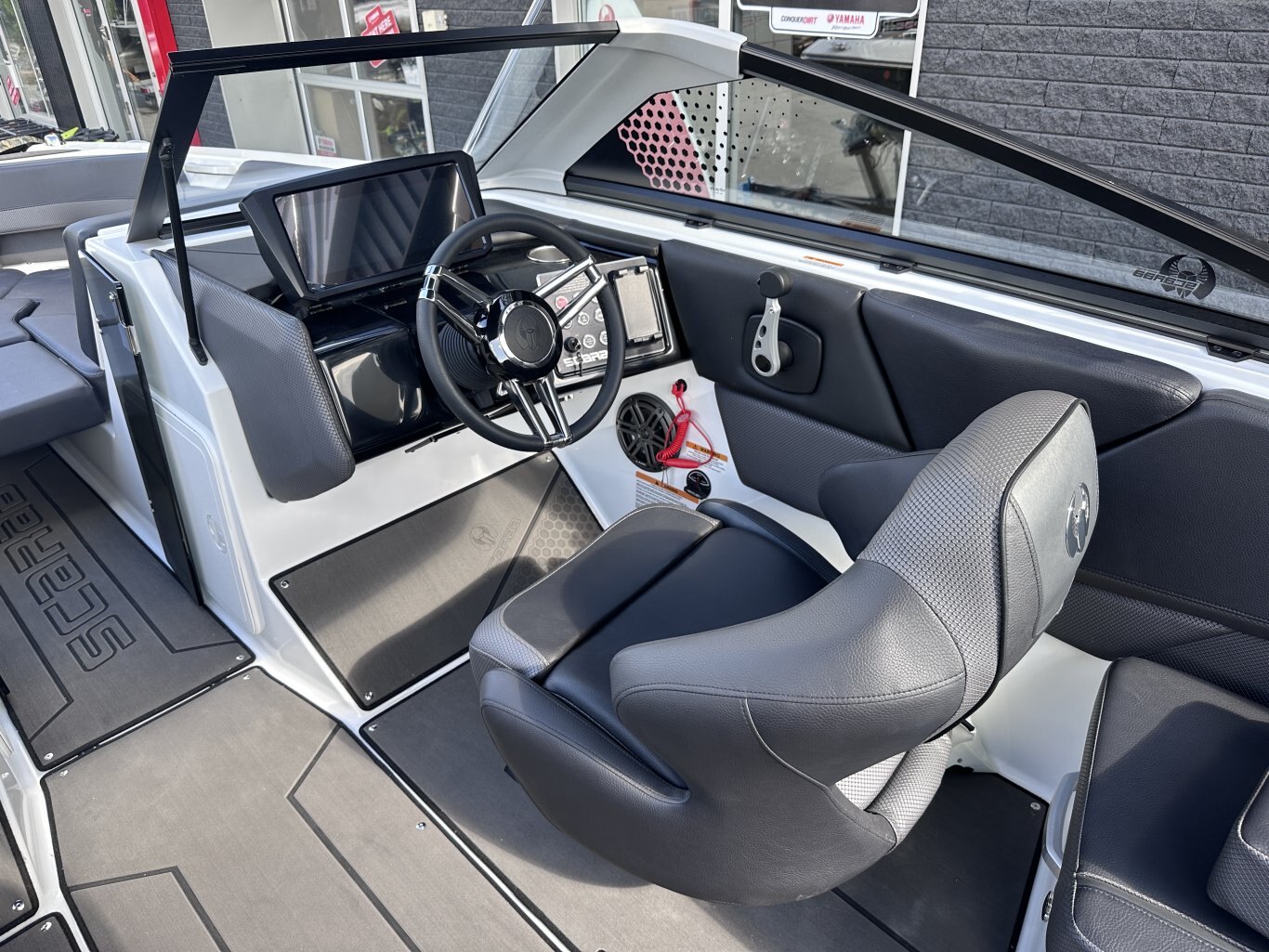 2026 SCARAB 235 LX WAKE