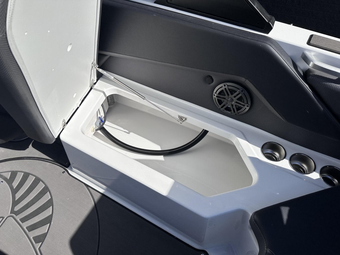 2026 SCARAB 235 LX WAKE