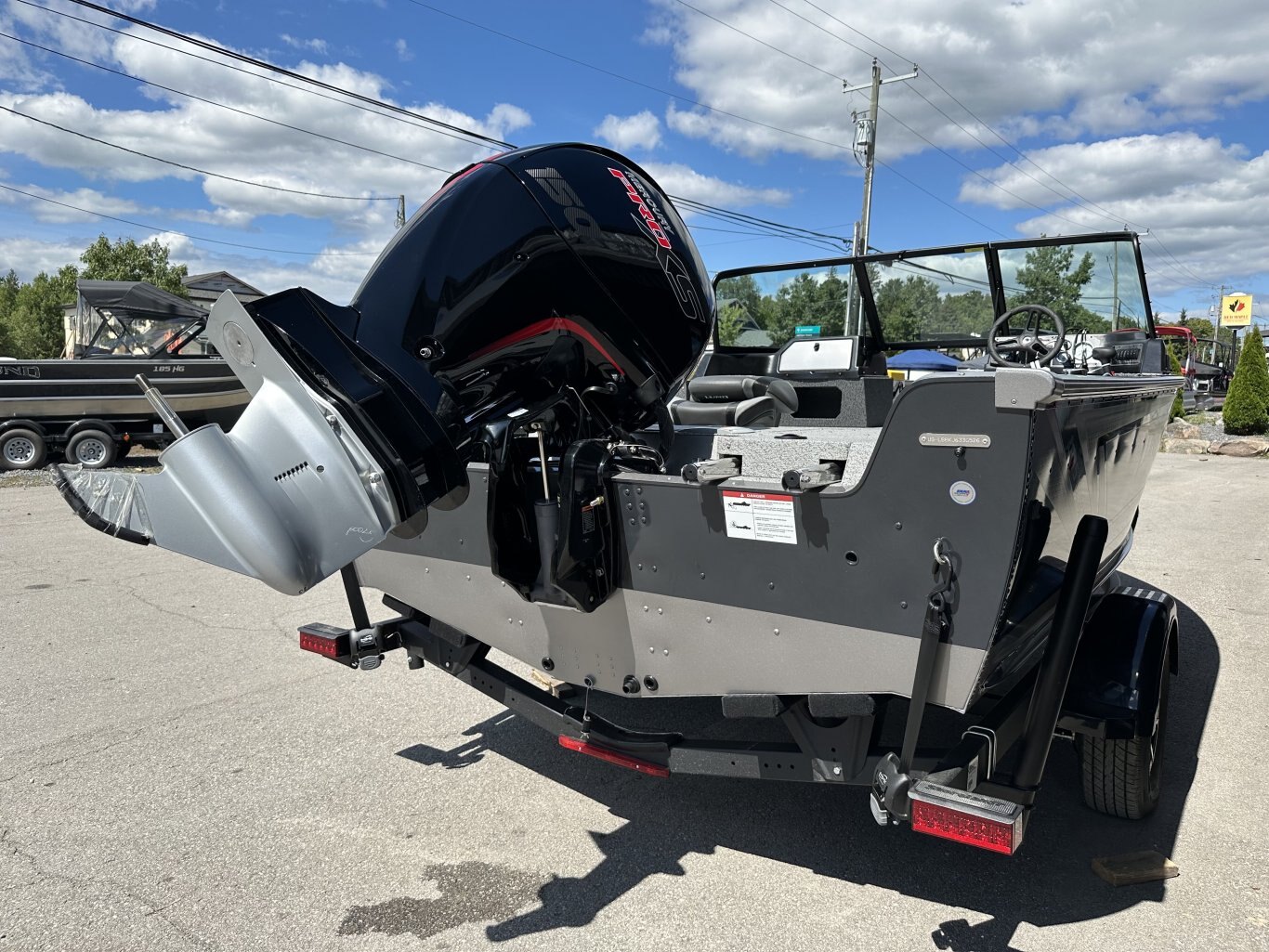 2026 LUND IMPACT XS 1875 MERCURY 150HP PRO XS