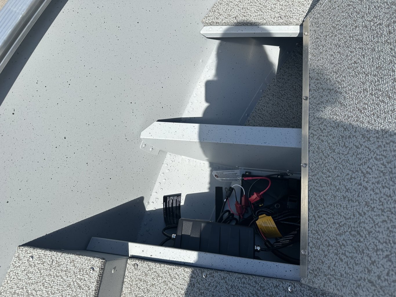 2026 LUND 1600 FURY TILLER MERCURY 40HP