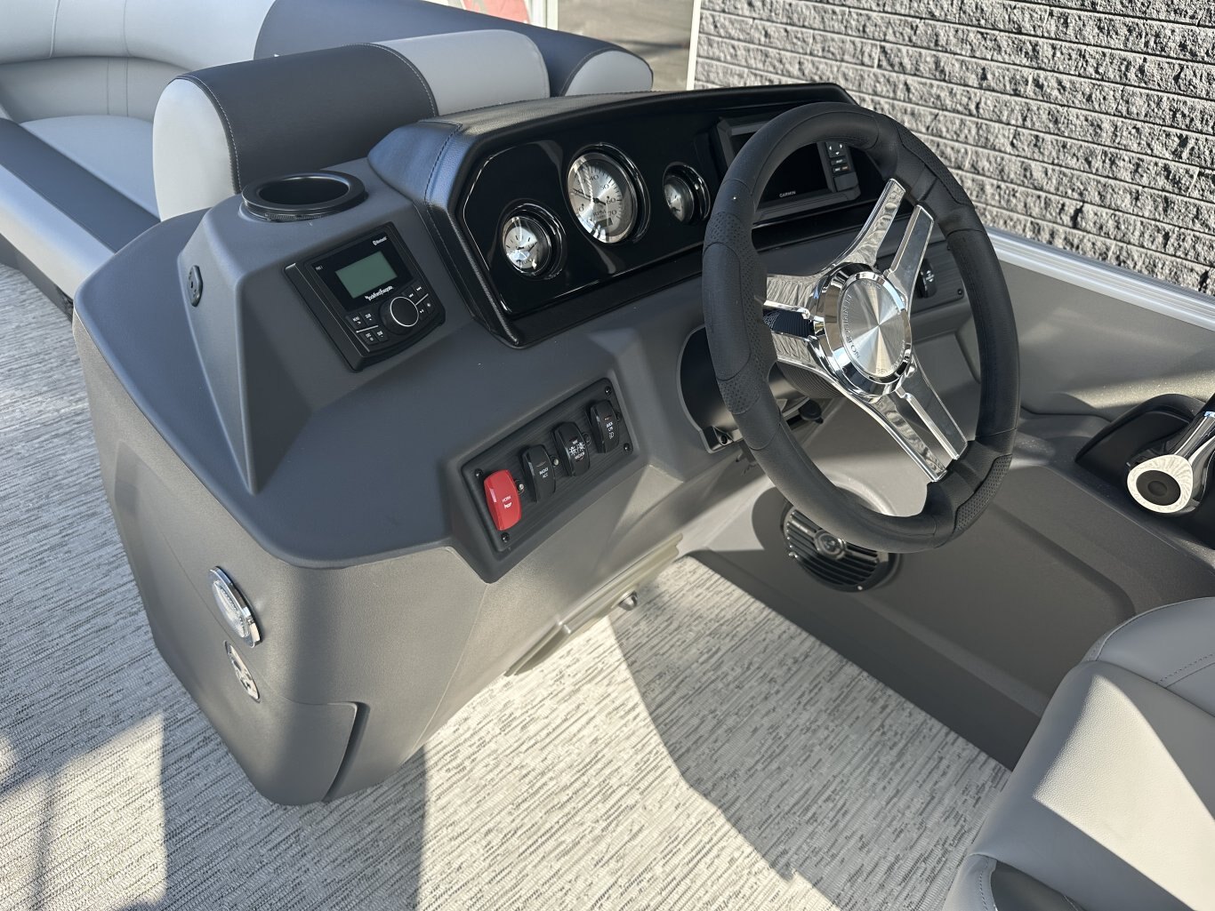 2026 BENNINGTON 20SSRSE YAMAHA F90LB2