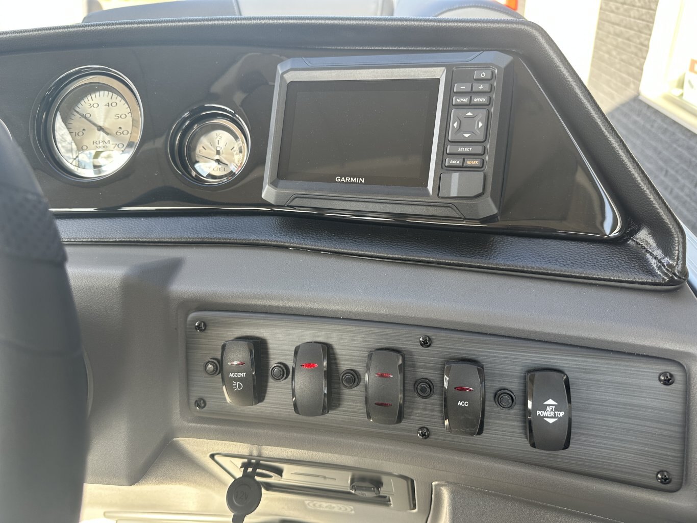 2026 BENNINGTON 20SSRSE YAMAHA F90LB2