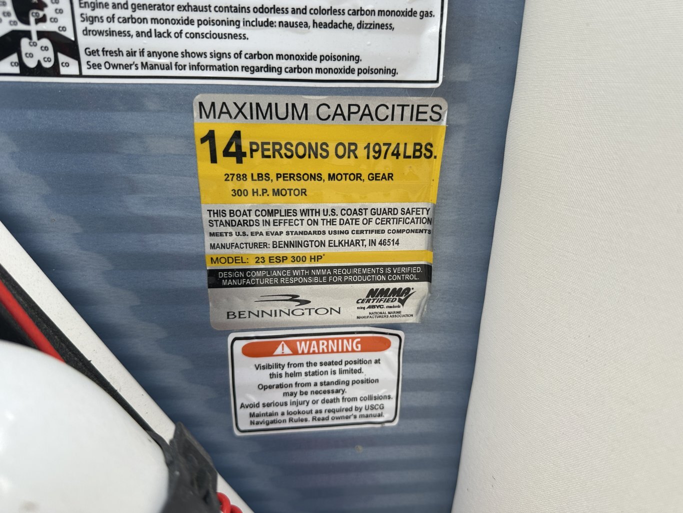 2016 BENNINGTON 2350 QCL