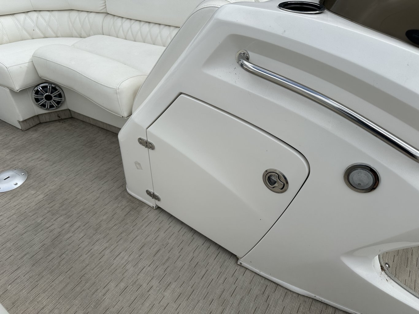 2016 BENNINGTON 2350 QCL