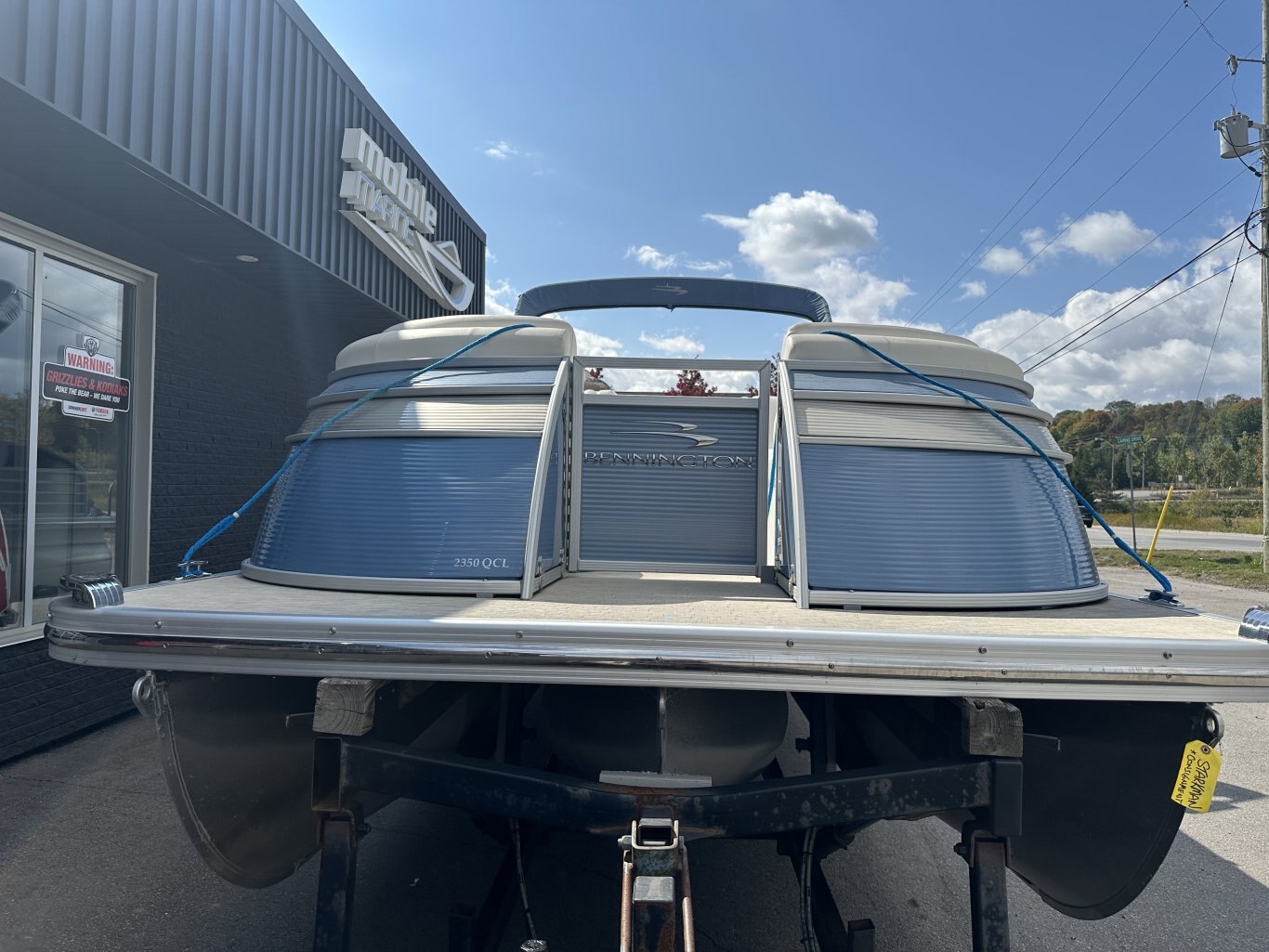 2016 BENNINGTON 2350 QCL