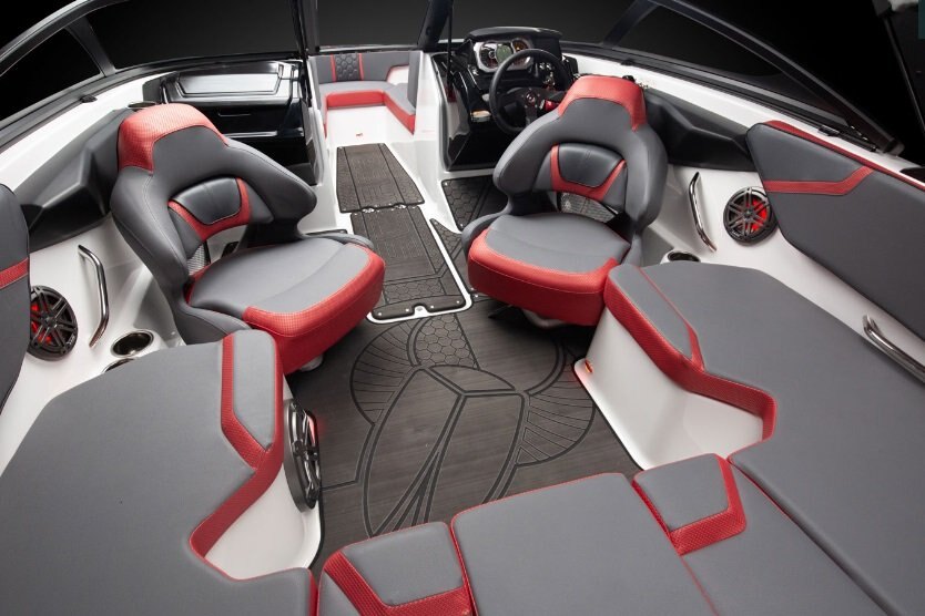 2026 Scarab 195 LX Black/Crimson Red