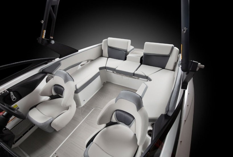 2026 Scarab 215 SE Pearl Gray