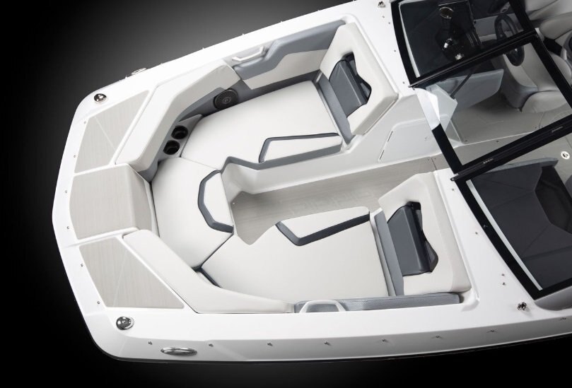 2026 Scarab 235 SE Pearl Gray