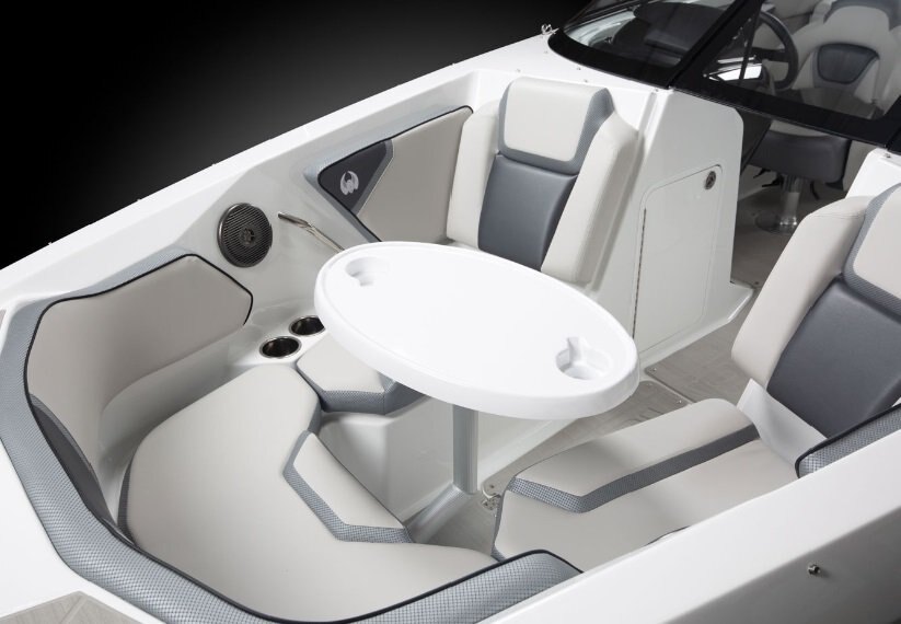 2026 Scarab 255 SE Pearl Gray