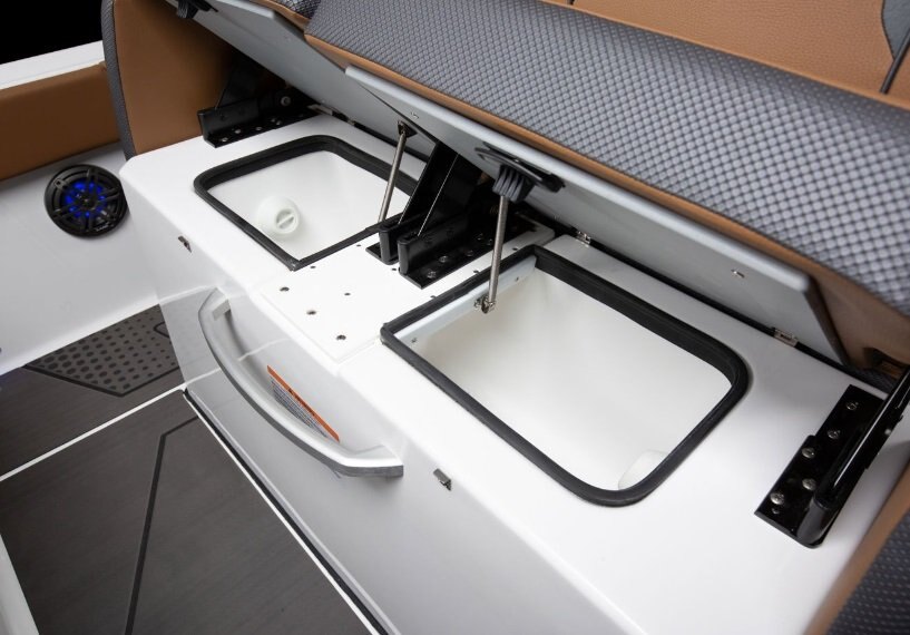 2026 Scarab 235 Open LX WAKE Black/Pearl Gray