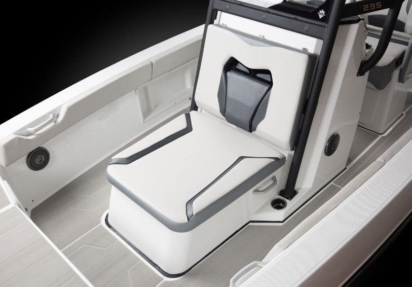 2026 Scarab 235 Open SE Pearl Gray