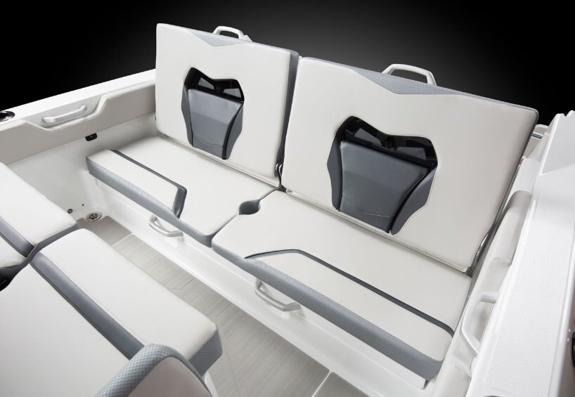 2026 Scarab 235 Open SE Liquid Blue