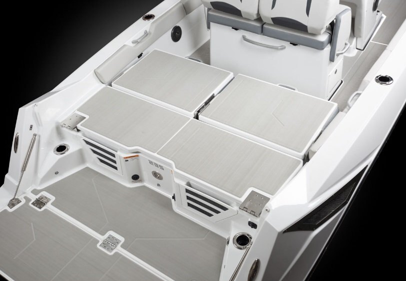 2026 Scarab 235 Open SE Liquid Blue