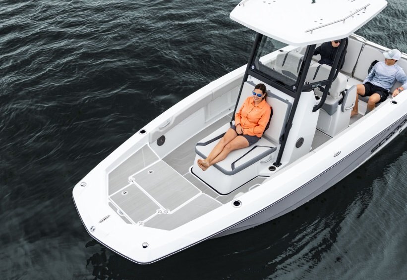 2026 Scarab 235 Open SE Liquid Blue