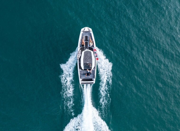 2026 Scarab 255 Open LX Black/Pearl Gray