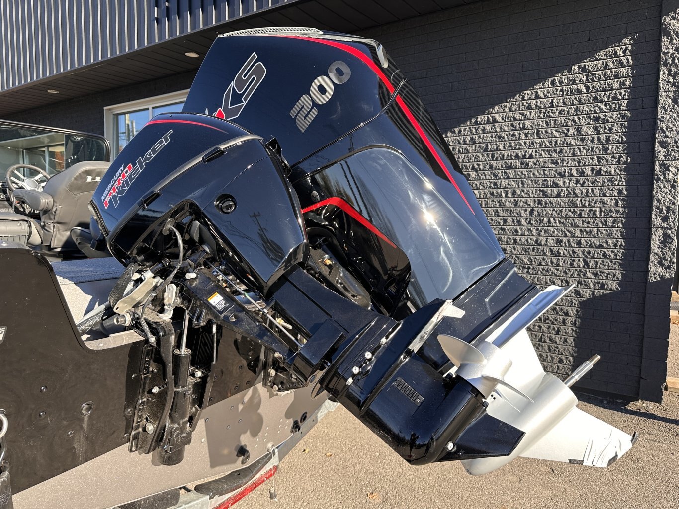 2026 LUND IMPACT XS 2075 MERCURY 200 PRO XS