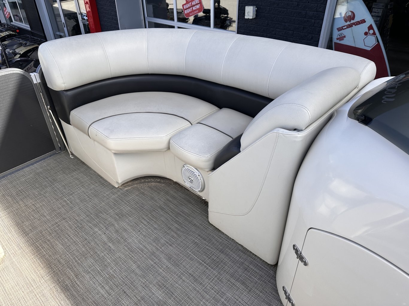 2017 MANITOU 23 OASIS