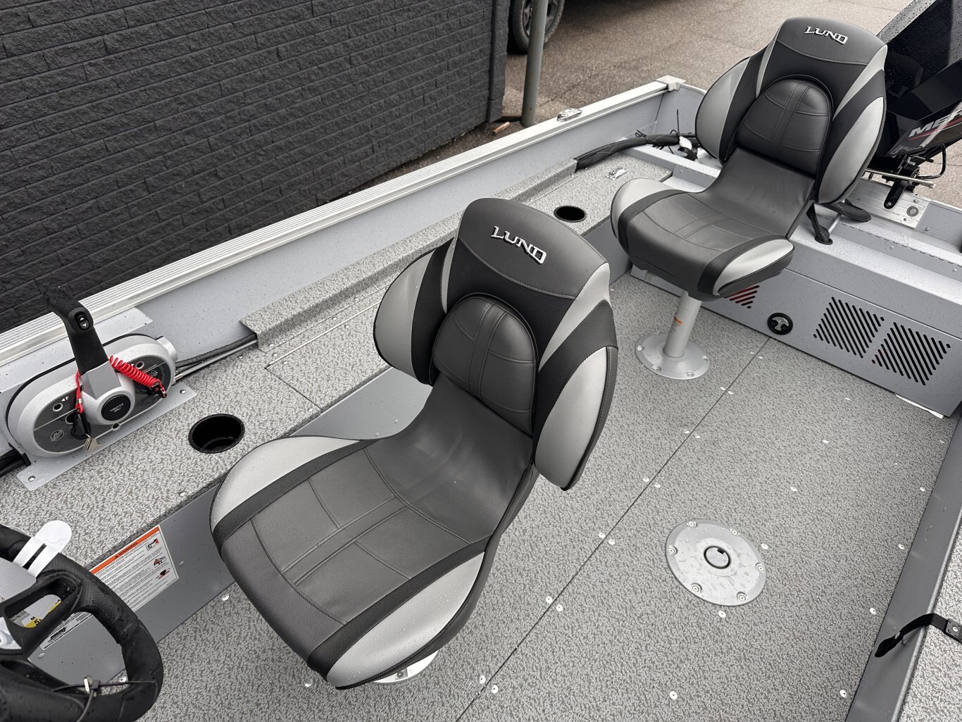 2026 Lund 1600 Fury SS MERCURY 30ELPT