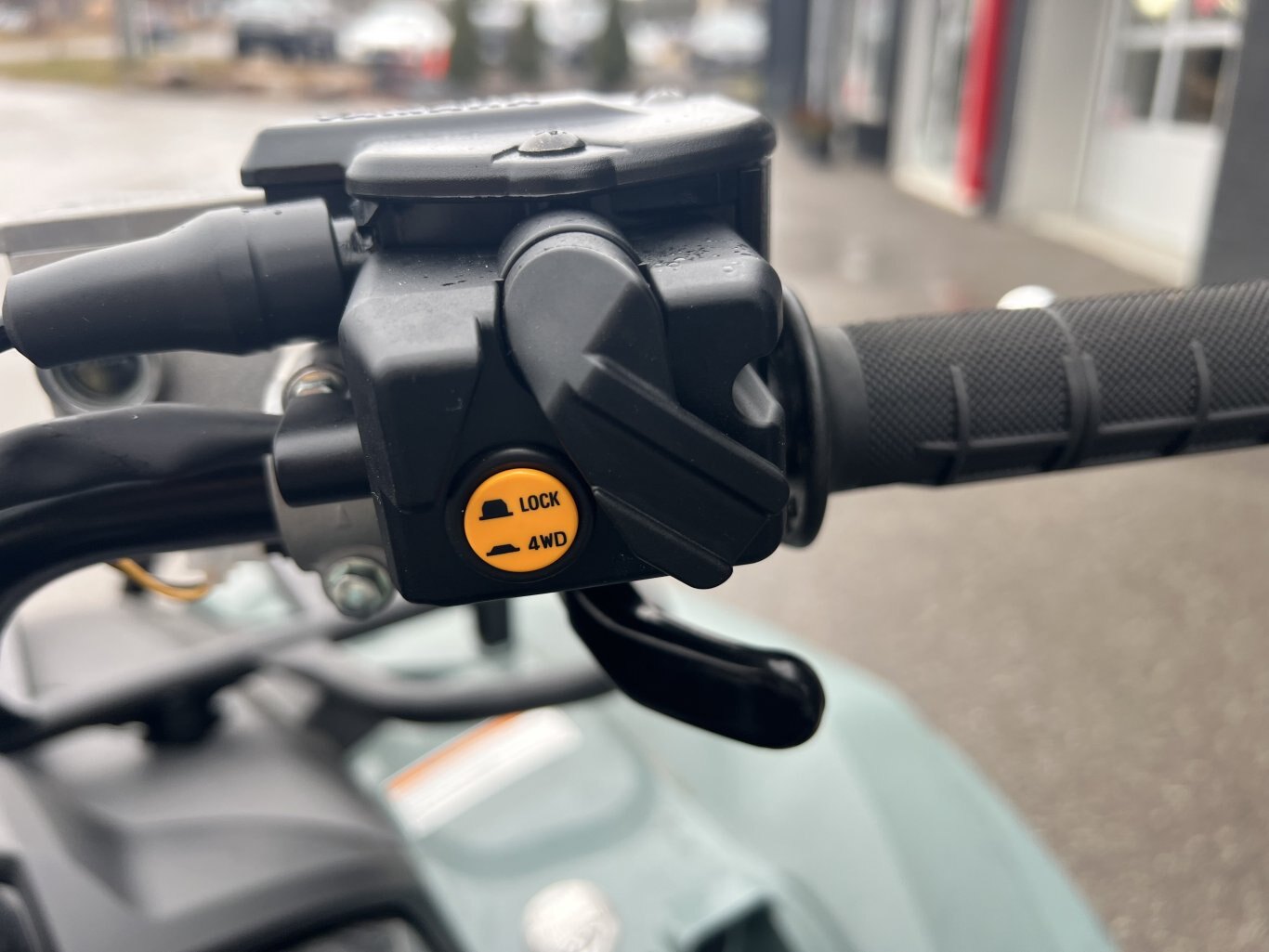 2026 Yamaha Kodiak 700 EPS XT R Moss Grey/Tactical Black