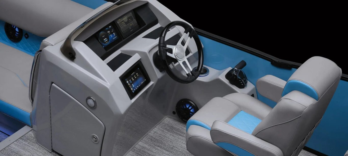 2026 Bennington L Bowrider Line 23 LT FASTBACK QUAD BENCH