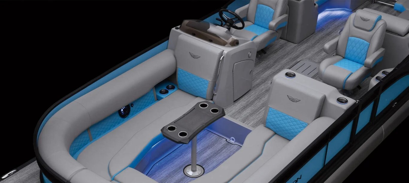 2026 Bennington L Bowrider Line 25 LT FASTBACK QUAD BENCH