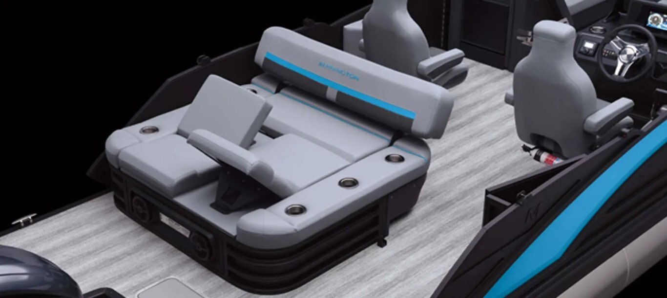 2026 Bennington M Line 22 M Fastback Quad Bench