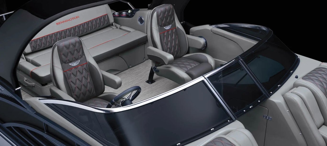 2026 Bennington R Line 27 R SWINGBACK