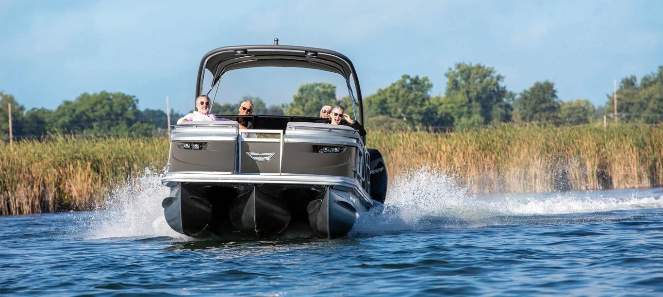 2026 Bennington Q Line 27 Q SWINGBACK