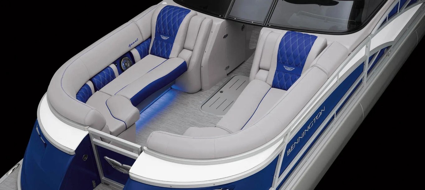 2026 Bennington Q Line 30 Q SWINGBACK